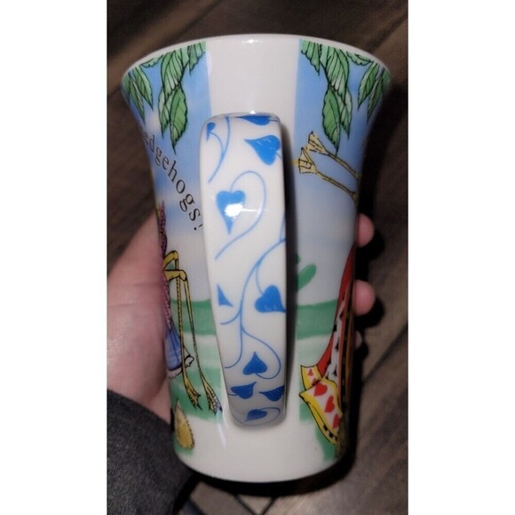 Alice In Wonderland Cafe Mug - Picture 6 of 7